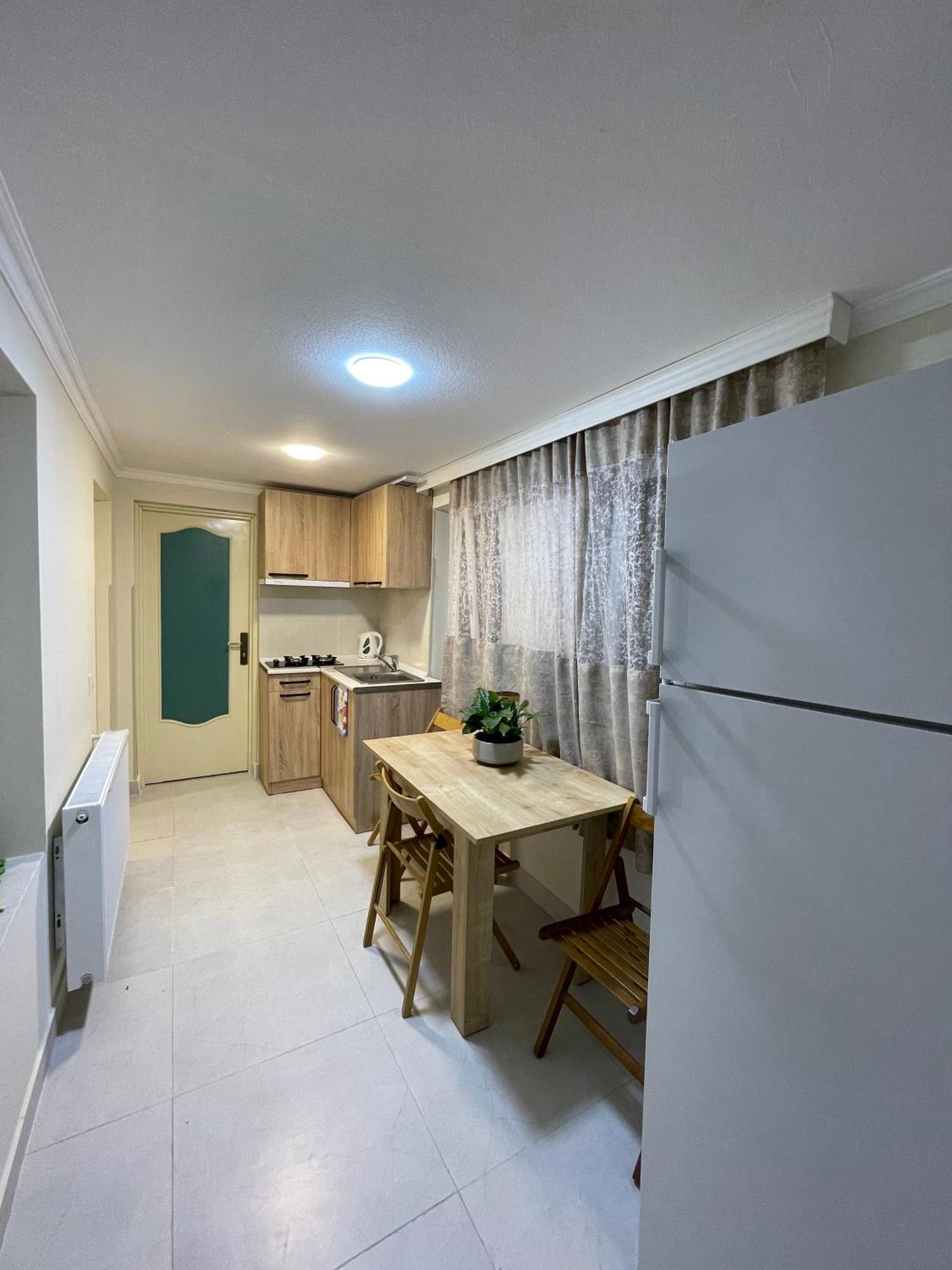 Apartament White Stones Kutaisi Zewnętrze zdjęcie