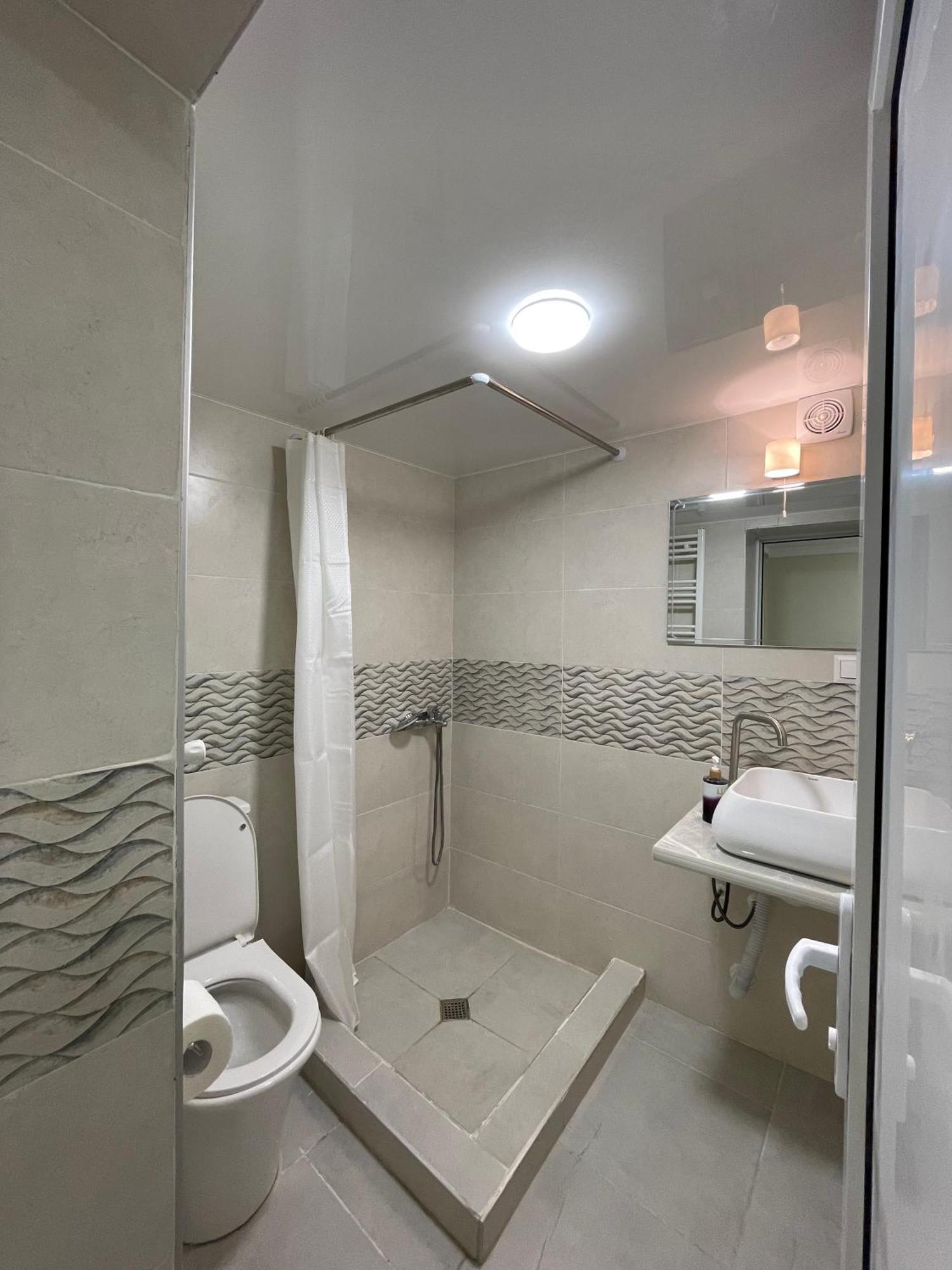 Apartament White Stones Kutaisi Zewnętrze zdjęcie